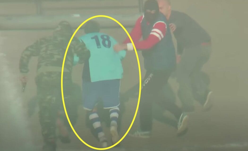 عملية اختطاف مزيف وهمي داخل ملعب كرة القدم إيطاليا